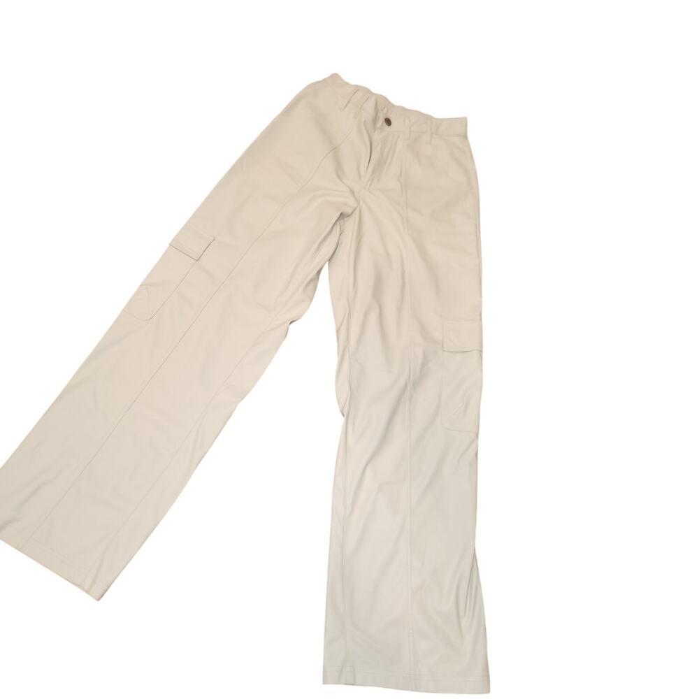EUC‎ Madden NYC, cream, high rise, elastic waist, wide leg, cargo pant, sz M
